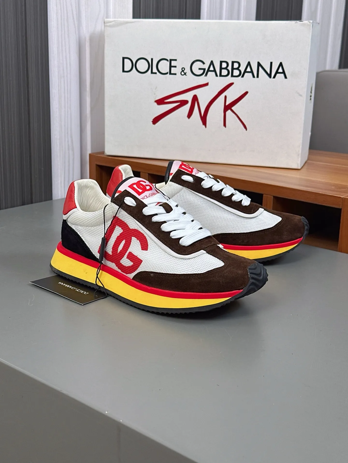 💰660••New arrivals••Dolce&Gabbana••DG✔️High-end men’s sports•casual shoes. Original goods from top counters. Original imported cowhide, multi-material splicing design ➕Imported cowhide lining, cowhide feet ➕Original T men's shoes 💰R elastic outsole.  Size: 39-44 (38, 45 customized)